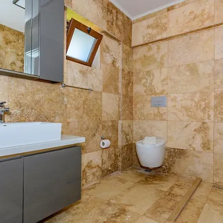 Huema - 6 Bedroom In Kayakoey Oeluedeniz * フェティエ