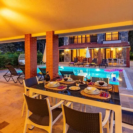 Huema - 6 Bedroom In Kayakoey Oeluedeniz Willa